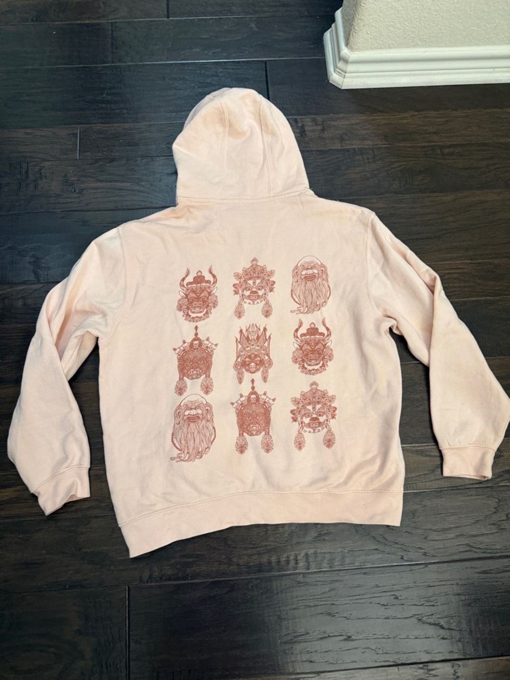Women's Pale Pink Graphic Hoodie with Back Print BETART